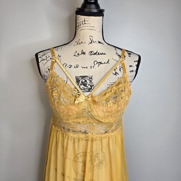 Just sexy lingerie yellow lace babydoll chemise sz M - Picture 2 of 4